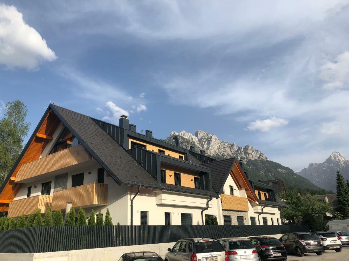 Vila Mojca Apartma Peridot - Center Kranjska Gora Zewnętrze zdjęcie